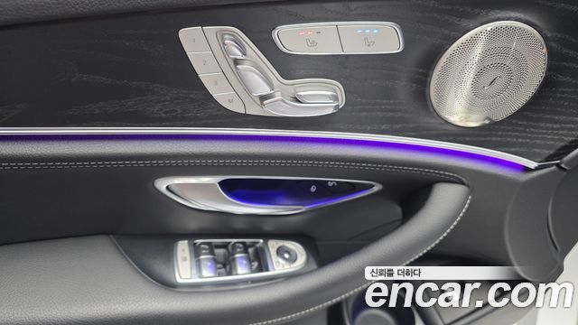 Mercedes-Benz E-Class E220d 4MATIC AMG Line