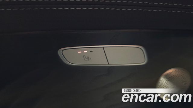 Mercedes-Benz E-Class E220d 4MATIC AMG Line