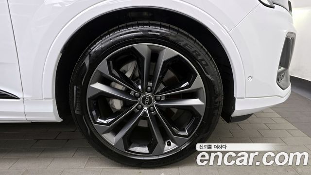 Audi Q7 55 TFSI Quattro Premium