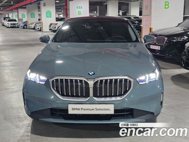 BMW 5-Series 520i
