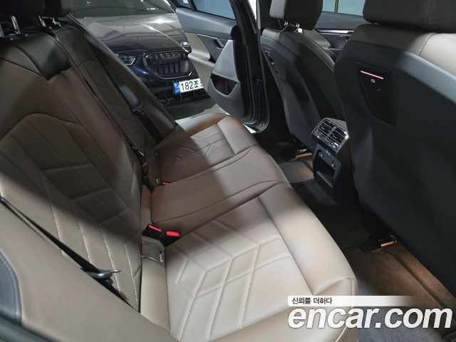 BMW 5-Series 520i