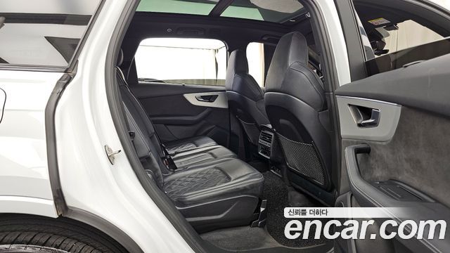 Audi Q7 50 TDI Quattro Premium