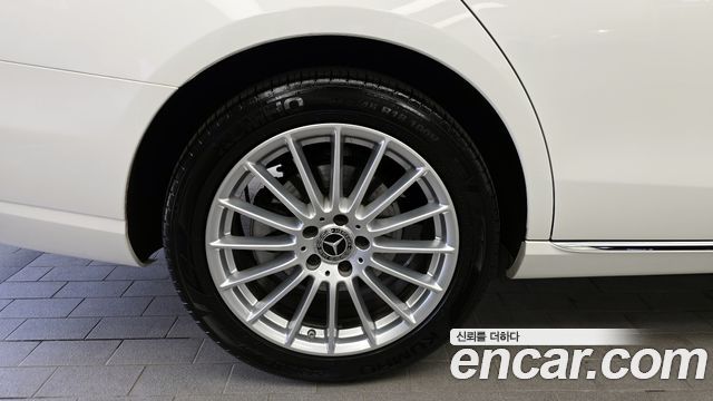 Mercedes-Benz E-Class E250 Exclusive