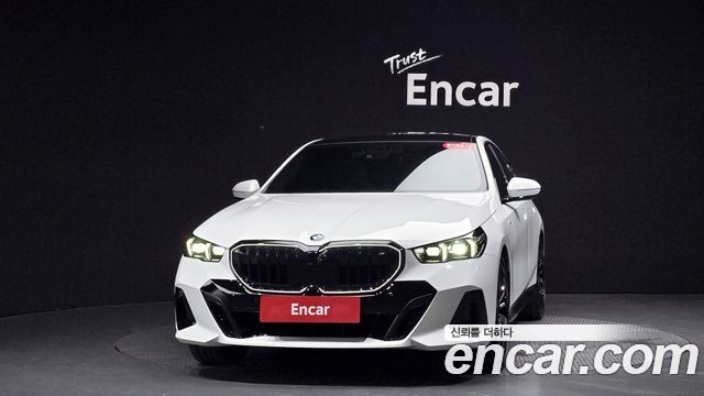 BMW 5-Series 530i xDrive M Sport