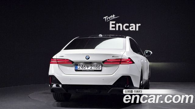 BMW 5-Series 530i xDrive M Sport