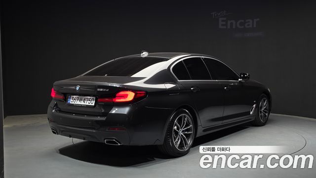 BMW 5-Series 523d M Sport