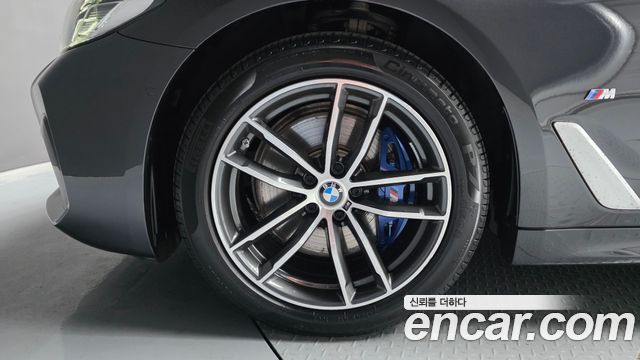 BMW 5-Series 523d M Sport