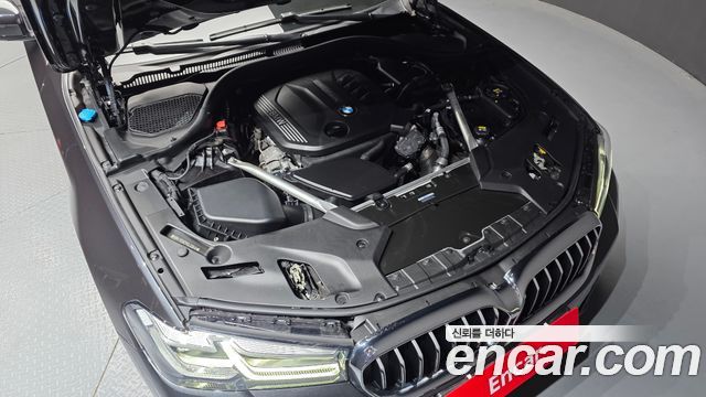 BMW 5-Series 523d M Sport