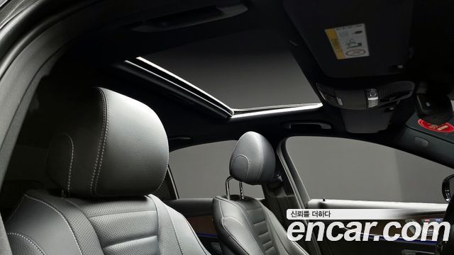 Mercedes-Benz E-Class E300e 4MATIC Exclusive