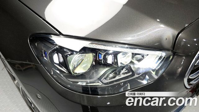Mercedes-Benz E-Class E300e 4MATIC Exclusive