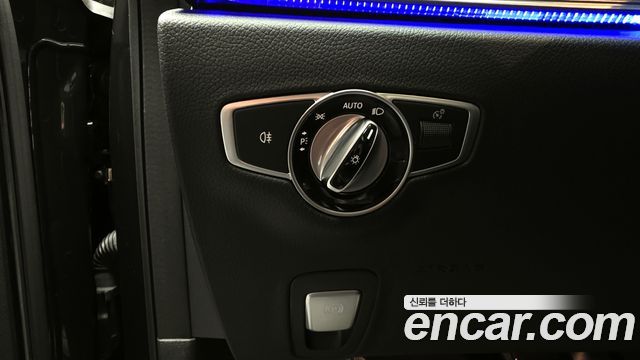 Mercedes-Benz E-Class E300e 4MATIC Exclusive