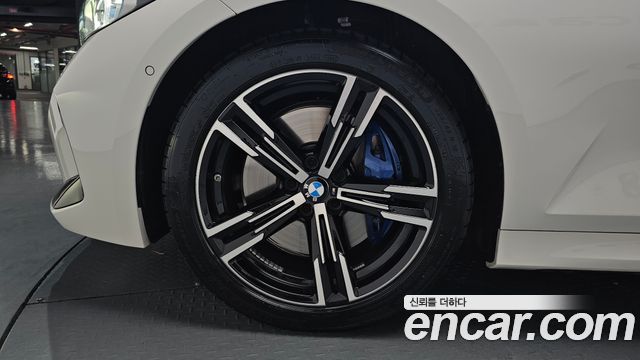 BMW 3-Series 320i M Sport