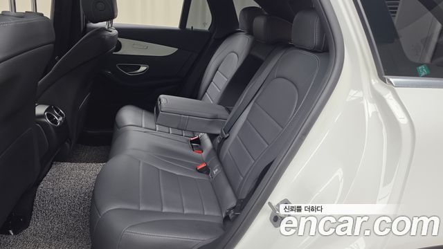 Mercedes-Benz GLC-Class GLC220 d 4MATIC