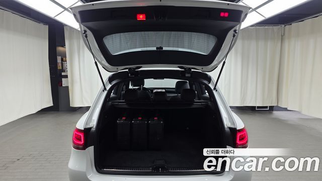 Mercedes-Benz GLC-Class GLC220 d 4MATIC