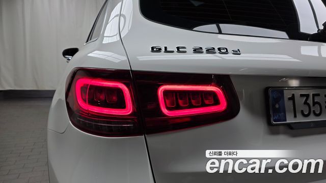 Mercedes-Benz GLC-Class GLC220 d 4MATIC