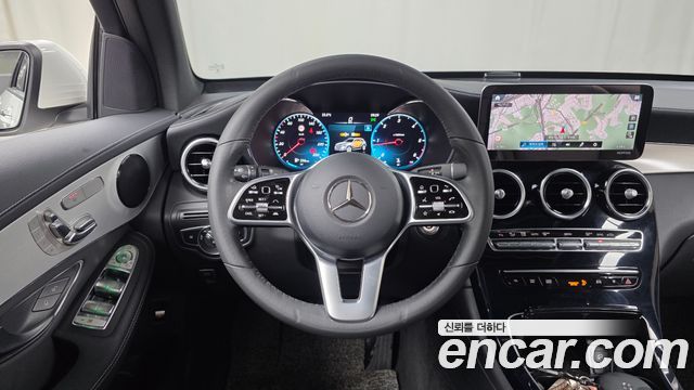 Mercedes-Benz GLC-Class GLC220 d 4MATIC