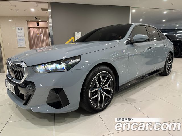 BMW 5-Series 520i M Sport