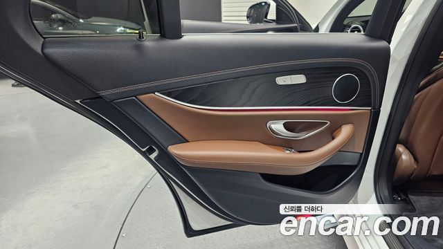 Mercedes-Benz E-Class E250 AMG Line