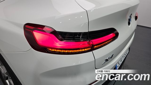 BMW X4 xDrive20i xLine
