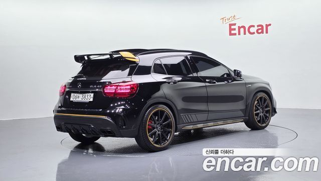 Mercedes-Benz GLA-Class GLA45 AMG 4MATIC 50th Edition