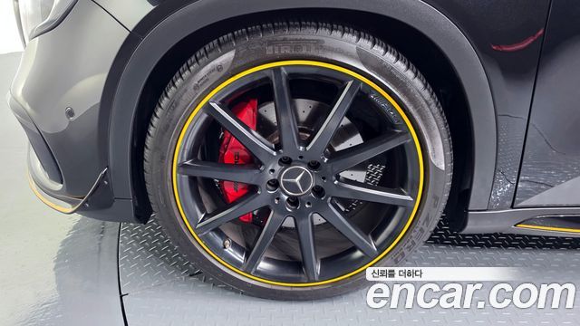 Mercedes-Benz GLA-Class GLA45 AMG 4MATIC 50th Edition