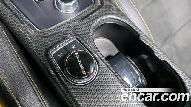 Mercedes-Benz GLA-Class GLA45 AMG 4MATIC 50th Edition