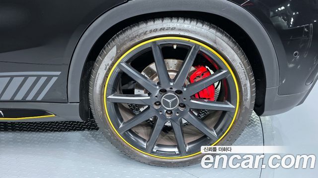 Mercedes-Benz GLA-Class GLA45 AMG 4MATIC 50th Edition