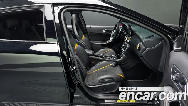 Mercedes-Benz GLA-Class GLA45 AMG 4MATIC 50th Edition
