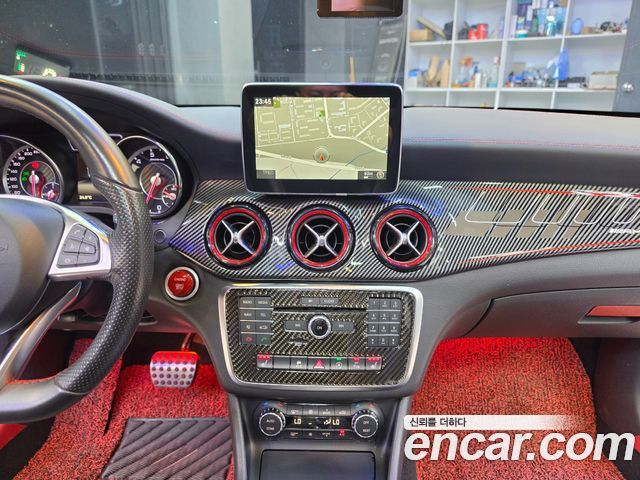 Mercedes-Benz CLA-Class CLA45 AMG 4MATIC