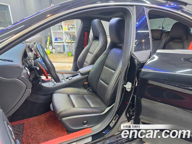 Mercedes-Benz CLA-Class CLA45 AMG 4MATIC