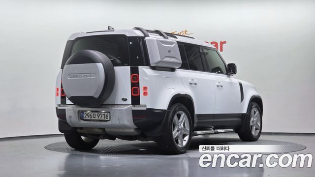 Land Rover Defender 110 D250 SE