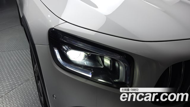 Mercedes-Benz GLB-Class GLB250 4MATIC