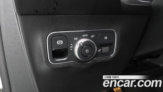 Mercedes-Benz GLB-Class GLB250 4MATIC