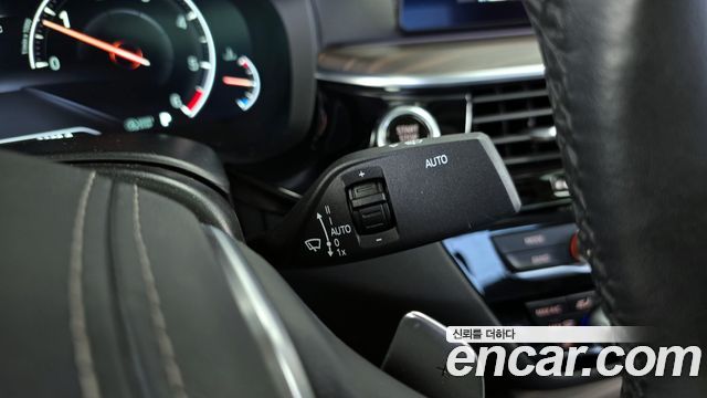 BMW 5-Series 520d xDrive Luxury Plus