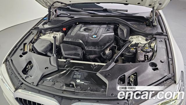 BMW 5-Series 530i M Sport Package Plus