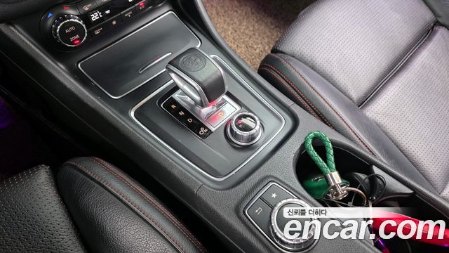 Mercedes-Benz CLA-Class CLA45 AMG 4MATIC
