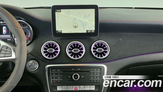 Mercedes-Benz CLA-Class CLA45 AMG 4MATIC