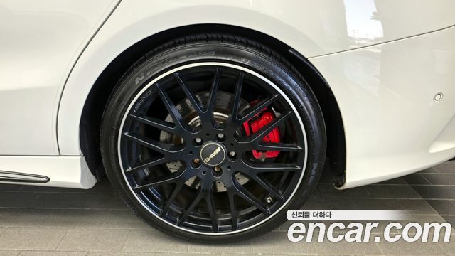 Mercedes-Benz CLA-Class CLA45 AMG 4MATIC