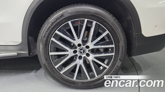 Mercedes-Benz GLC-Class GLC300 4MATIC