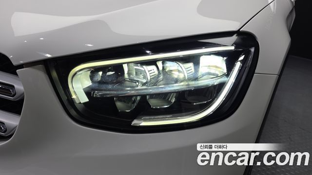 Mercedes-Benz GLC-Class GLC300 4MATIC
