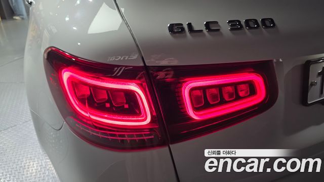 Mercedes-Benz GLC-Class GLC300 4MATIC