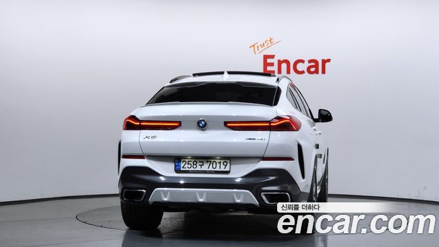 BMW X6 xDrive40i M Sports Online Exclusive Edition
