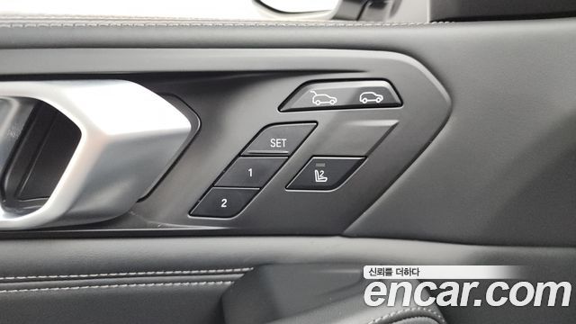 BMW X6 xDrive40i M Sports Online Exclusive Edition