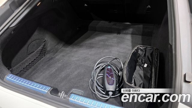 Mercedes-Benz EQS EQS450+