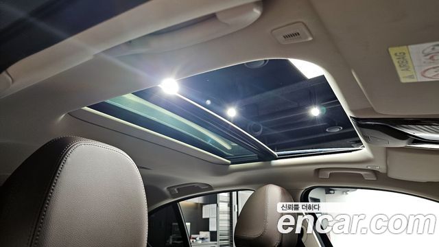 BMW 3-Series 320i Luxury