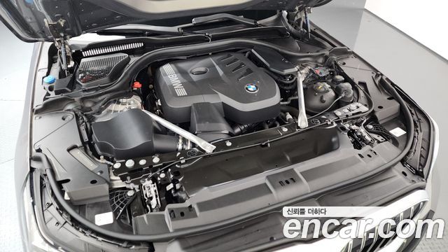 BMW 5-Series 530i xDrive M Sport