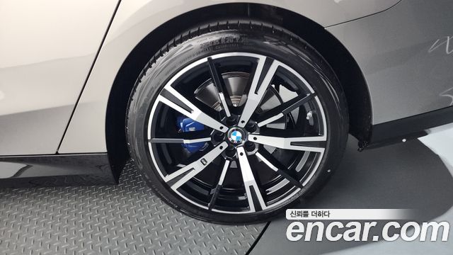BMW 5-Series 530i xDrive M Sport