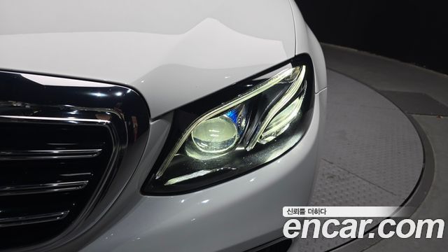 Mercedes-Benz E-Class E300e Exclusive