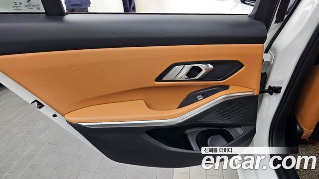 BMW 3-Series 320i M Sport