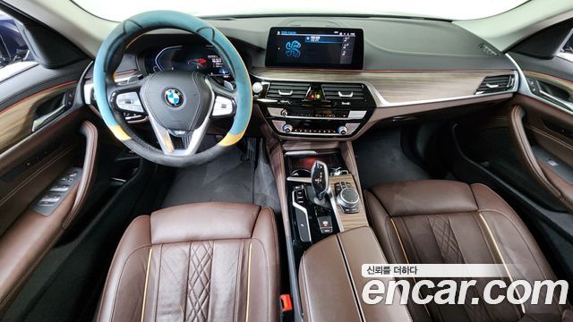 BMW 5-Series 520d Luxury Plus